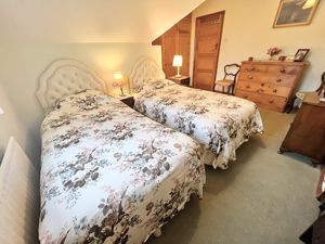 Photo 13- click for photo gallery